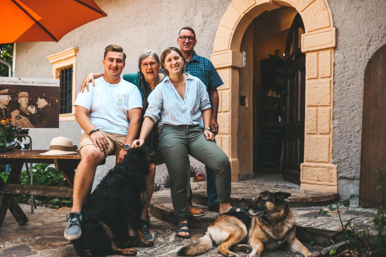 Kultur Weingut Kaestenburg Ratsch an der Weinstraße Exteriér fotografie